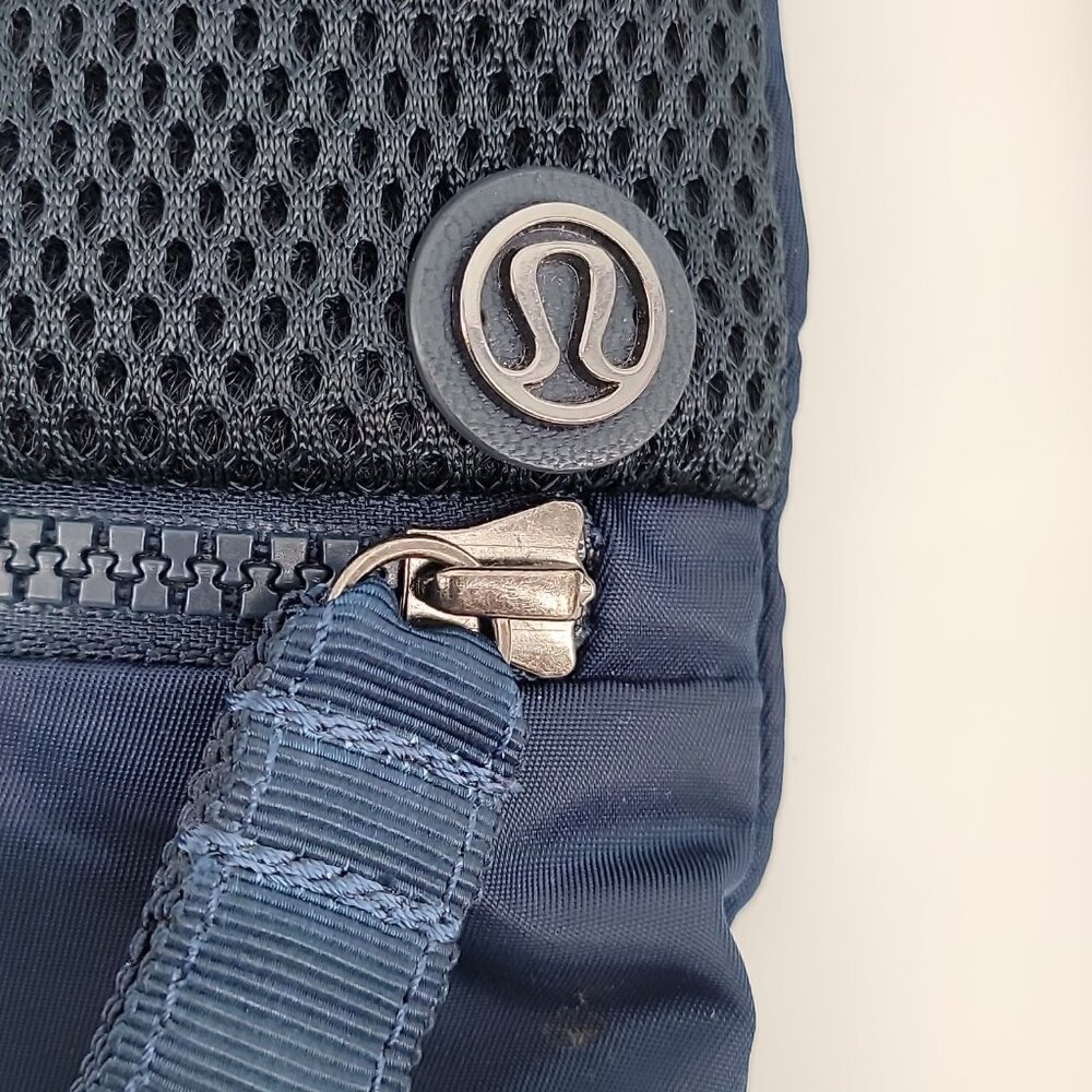 Lululemon Drawstring Backpack Mesh Front Zip Pock… - image 3
